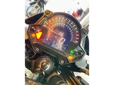 KAWASAKI Z 400 ABS, Foto 12
