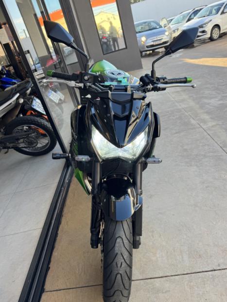 KAWASAKI Z 800 , Foto 8