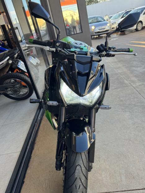 KAWASAKI Z 800 , Foto 9