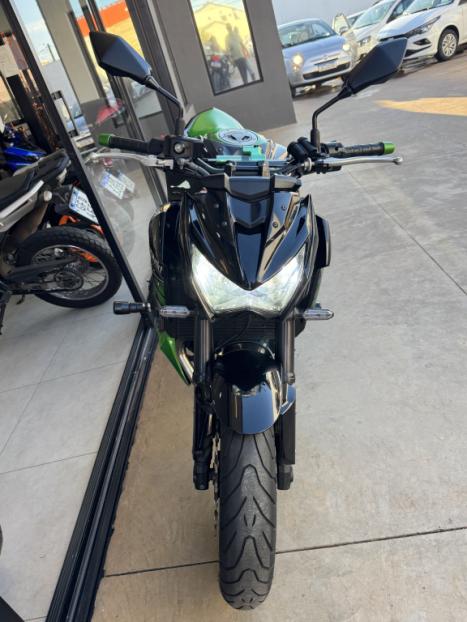 KAWASAKI Z 800 , Foto 10