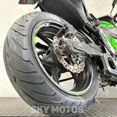 KAWASAKI Z 800 ABS, Foto 11