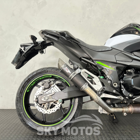 KAWASAKI Z 800 ABS, Foto 2