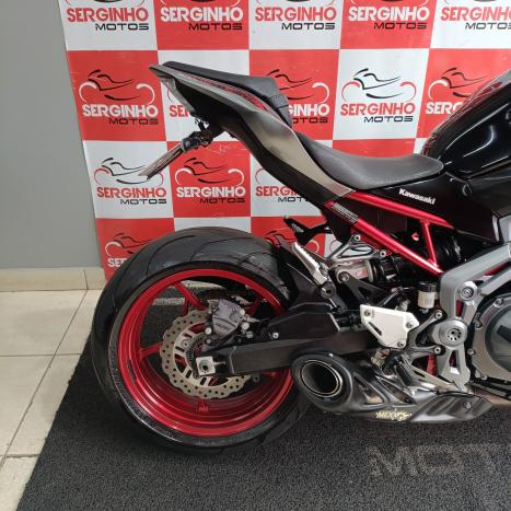 KAWASAKI Z 900 RS, Foto 5