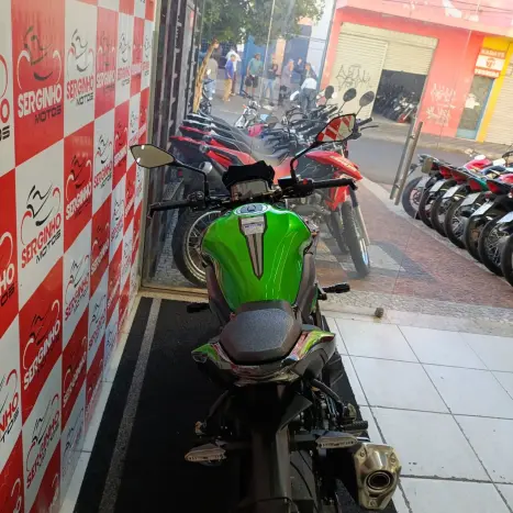 KAWASAKI Z 900 RS, Foto 8