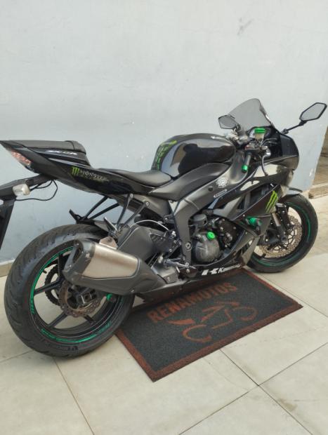 KAWASAKI ZX 6 R 600, Foto 3