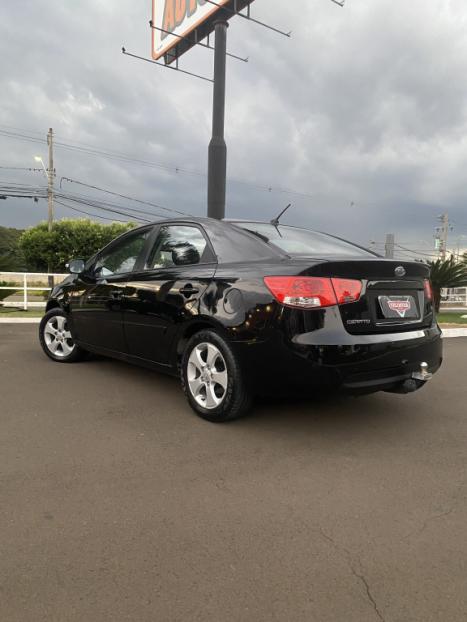 KIA Cerato Sedan 1.6 16V 4P EX, Foto 6