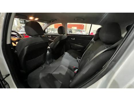 KIA Sportage 2.0 16V 4P LX, Foto 12
