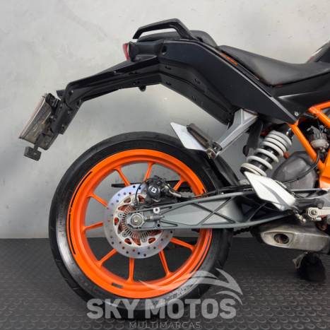 KTM 390 Duke , Foto 2