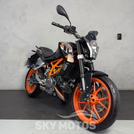 KTM 390 Duke , Foto 3