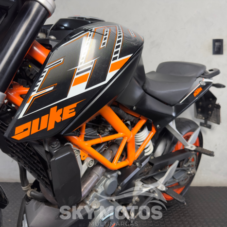 KTM 390 Duke , Foto 16