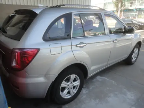 LIFAN X60 1.8 16V 4P VIP, Foto 6