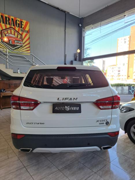 LIFAN X80 2.0 16V 4P TURBO AUTOMTICO 7 LUGARES, Foto 5