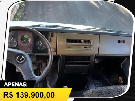 MERCEDES-BENZ 710 PLUS, Foto 3