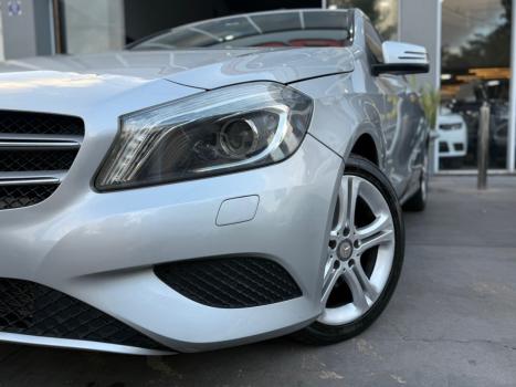 MERCEDES-BENZ A 200 1.6 16V 4P TURBO AUTOMTICO, Foto 2