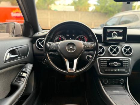 MERCEDES-BENZ A 200 1.6 16V 4P TURBO AUTOMTICO, Foto 11