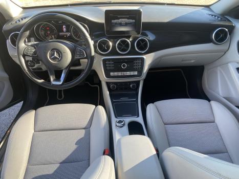 MERCEDES-BENZ CLA 180 1.6 16V 4P CGI TURBO 7G-TRONIC DCT AUTOMTICO, Foto 7