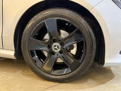 MERCEDES-BENZ CLA 180 1.6 16V 4P CGI TURBO 7G-TRONIC DCT AUTOMTICO, Foto 4