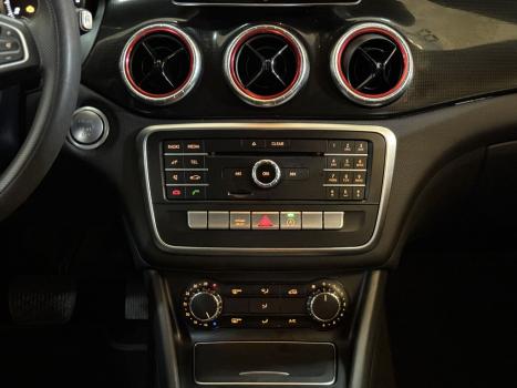 MERCEDES-BENZ CLA 180 1.6 16V 4P CGI TURBO 7G-TRONIC DCT AUTOMTICO, Foto 11