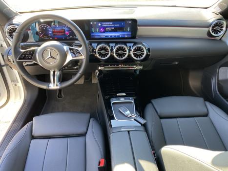 MERCEDES-BENZ CLA 200 1.6 16V 4P CGI 7-G TRONIC DCT AUTOMTICO, Foto 11