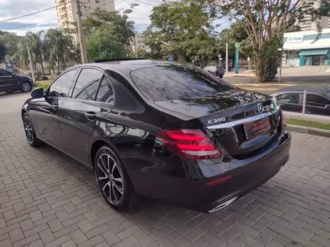 MERCEDES-BENZ E 300 2.0 16V 4P AVANTGARDE 9G-TRONIC AUTOMTICO, Foto 11