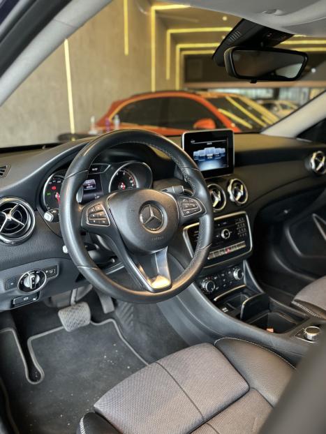MERCEDES-BENZ GLA 200 1.6 16V 4P FLEX CGI STYLE TURBO AUTOMTICO, Foto 10