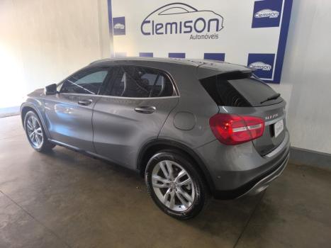 MERCEDES-BENZ GLA 200 1.6 16V 4P FLEX CGI ADVANCE TURBO AUTOMTICO, Foto 4