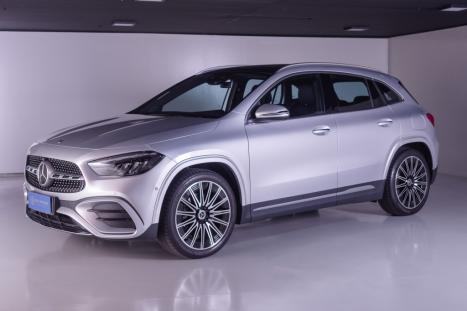 MERCEDES-BENZ GLA 200 1.3 16V 4P MHEV HBRIDO AMG LINE 7G-DCT AUTOMTICO, Foto 2