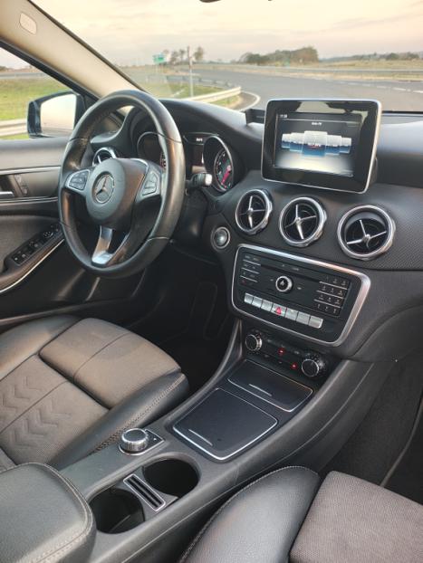 MERCEDES-BENZ GLA 200 1.6 16V 4P FLEX CGI STYLE TURBO AUTOMTICO, Foto 8
