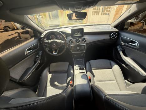 MERCEDES-BENZ GLA 200 1.6 16V 4P FLEX CGI STYLE TURBO AUTOMTICO, Foto 9