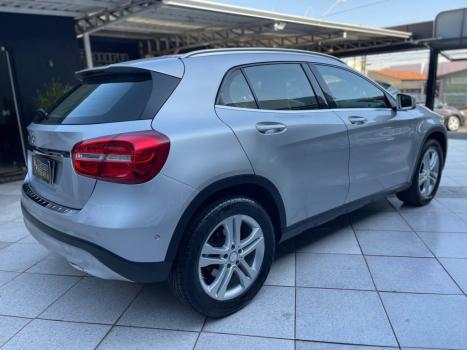 MERCEDES-BENZ GLA 200 1.6 16V 4P CGI ADVANCE TURBO AUTOMTICO, Foto 3
