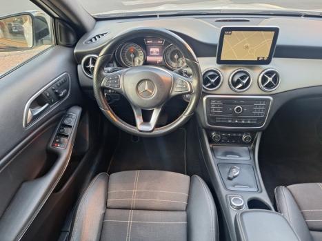MERCEDES-BENZ GLA 250 2.0 16V 4P ENDURO TURBO AUTOMTICO, Foto 2