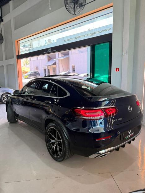 MERCEDES-BENZ GLC 300 2.0 16V 4P CGI 4MATIC 9G-TRONIC TURBO AUTOMTICO, Foto 6