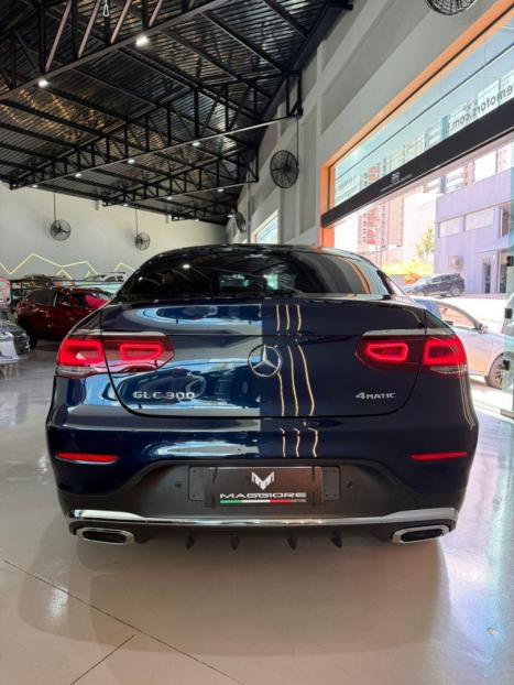 MERCEDES-BENZ GLC 300 2.0 16V 4P CGI 4MATIC 9G-TRONIC TURBO AUTOMTICO, Foto 10