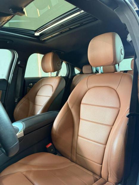 MERCEDES-BENZ GLC 300 2.0 16V 4P CGI 4MATIC 9G-TRONIC TURBO AUTOMTICO, Foto 15
