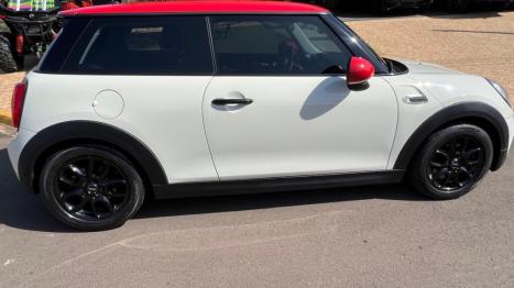 MINI Cooper 1.6 16V, Foto 2