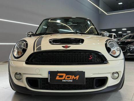 MINI Cooper 1.6 16V JOHN COOPER WORKS, Foto 2