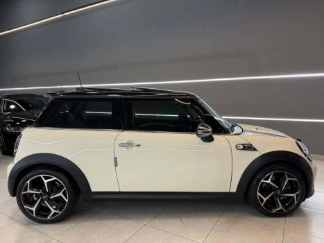 MINI Cooper 1.6 16V JOHN COOPER WORKS, Foto 8
