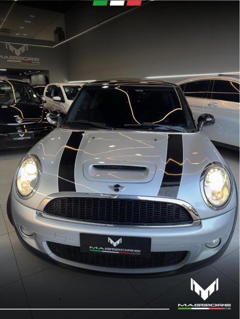 MINI Cooper 1.6 S 16V TURBO, Foto 3
