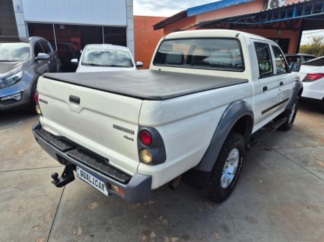 MITSUBISHI L 200 2.5 GL 4X4 CABINE DUPLA TURBO DISEL, Foto 3