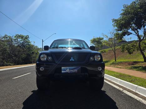 MITSUBISHI L 200 2.5 SPORT HPE 4X4 CABINE DUPLA TURBO INTECOOLER, Foto 5