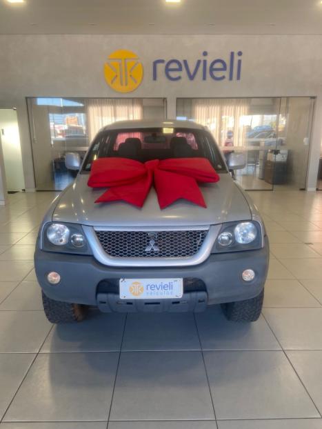 MITSUBISHI L 200 2.5 GLS 4X4 CABINE DUPLA TURBO DIESEL, Foto 2