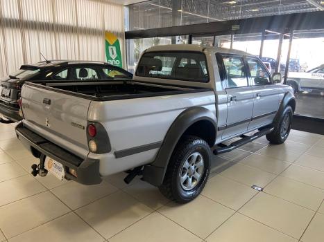 MITSUBISHI L 200 2.5 GLS 4X4 CABINE DUPLA TURBO DIESEL, Foto 4