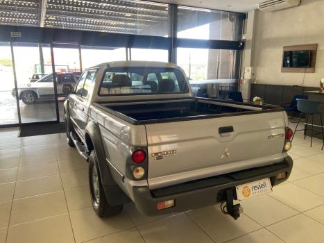 MITSUBISHI L 200 2.5 GLS 4X4 CABINE DUPLA TURBO DIESEL, Foto 5