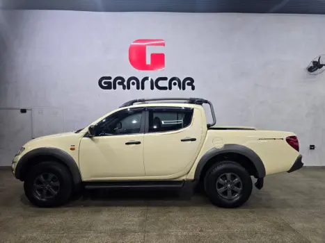 MITSUBISHI L 200 Savana 3.2 16V 4X4 TURBO DIESEL INTECOOLER, Foto 4