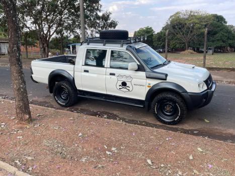 MITSUBISHI L 200 Savana 2.5 SAVANA 4X4 TURBO DIESEL CABINE DUPLA, Foto 6