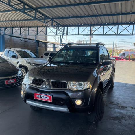 MITSUBISHI L 200 Triton 3.2 16V HPE 4X4 CABINE DUPLA TURBO DIESEL INTERCOOLER AUTOMTICO, Foto 3