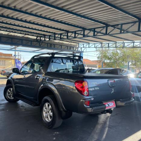 MITSUBISHI L 200 Triton 3.2 16V HPE 4X4 CABINE DUPLA TURBO DIESEL INTERCOOLER AUTOMTICO, Foto 4