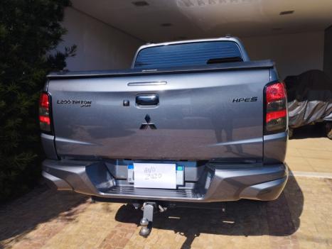 MITSUBISHI L 200 Triton 2.4 16V SPORT HPE-S 4X4 CABINE DUPLA TURBO DIESEL AUTOMTICO, Foto 4