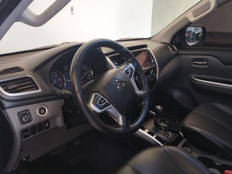 MITSUBISHI L 200 Triton 2.4 16V SPORT HPE-S 4X4 CABINE DUPLA TURBO DIESEL AUTOMTICO, Foto 8