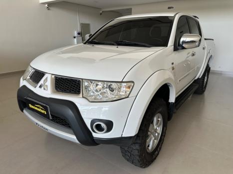 MITSUBISHI L 200 Triton 3.5 V6 HPE 4X4 FLEX CABINE DUPLA AUTOMTICO, Foto 2